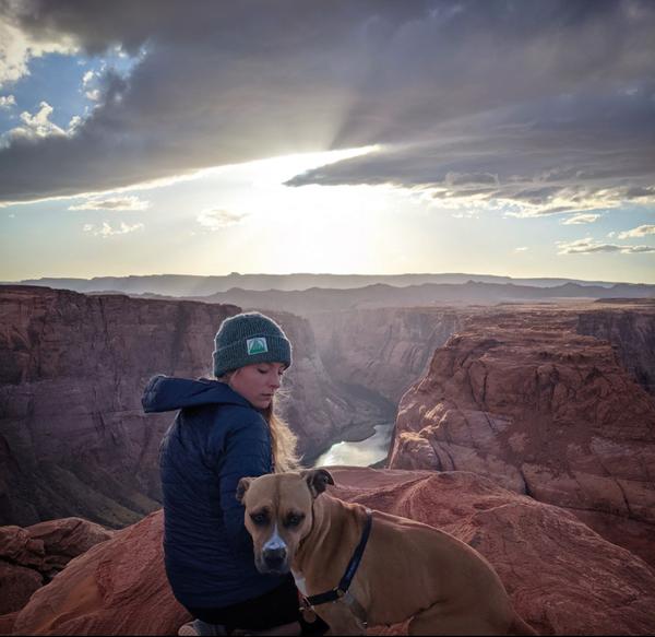 Sarabeth at Horseshoe Bend with Kaya